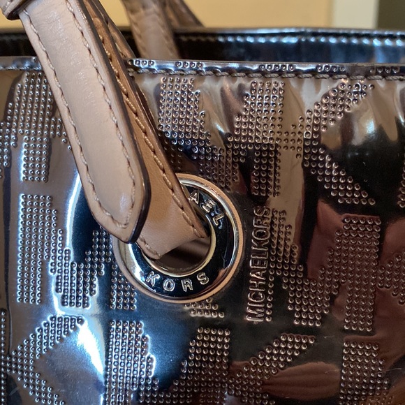 Michael Kors Monogram Mirror Metallic Silver/bronze Tote. Very clean. - Picture 7 of 9